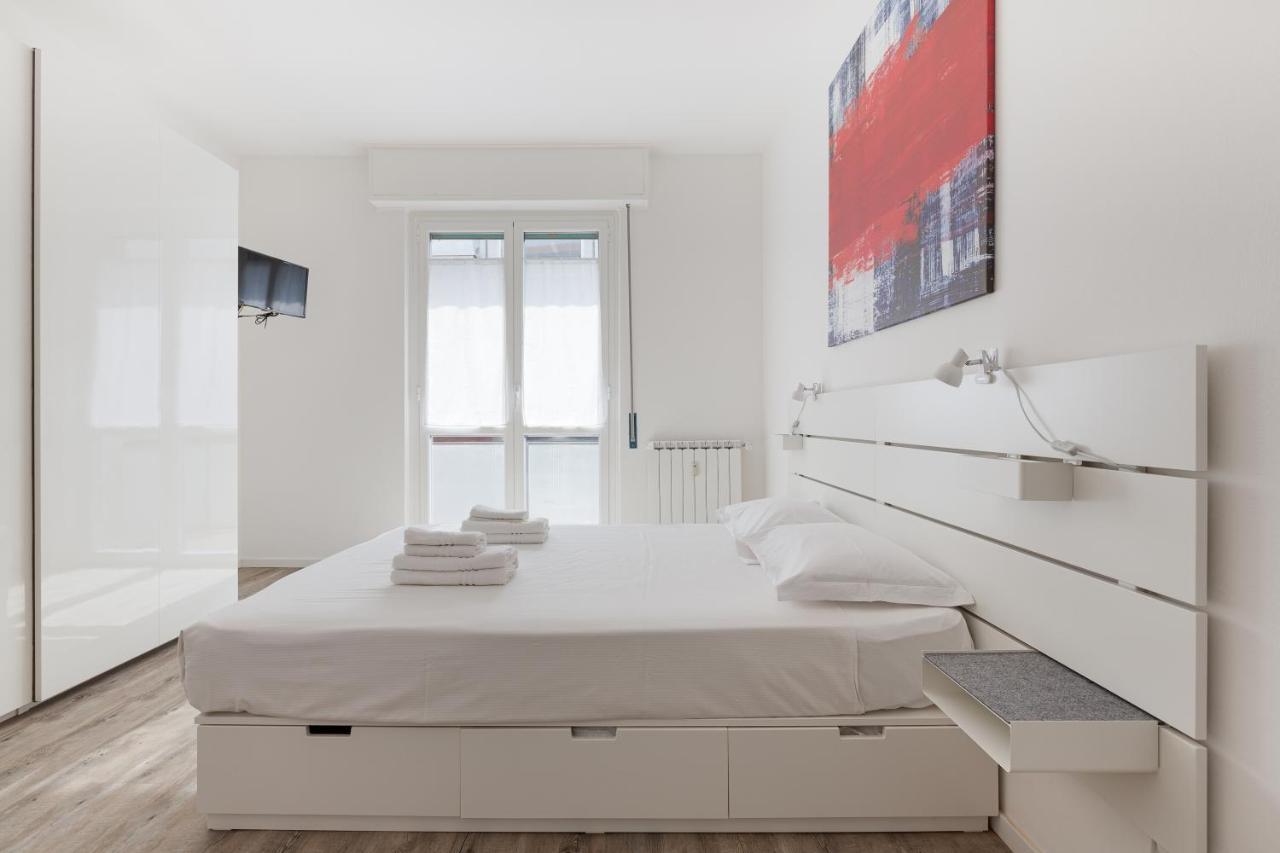 Cagnola Cozy Apartament With Balcony ミラノ エクステリア 写真