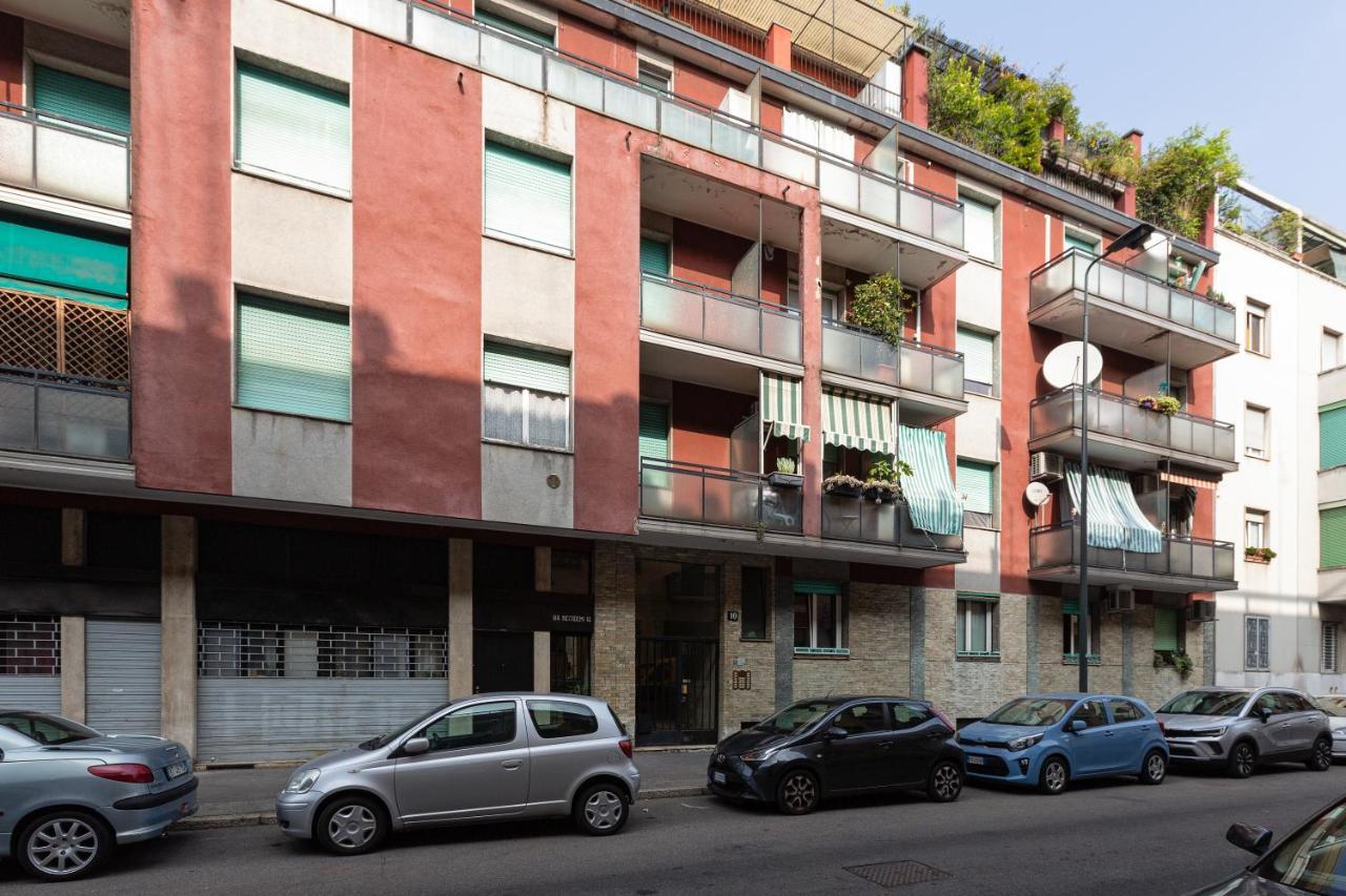 Cagnola Cozy Apartament With Balcony ミラノ エクステリア 写真