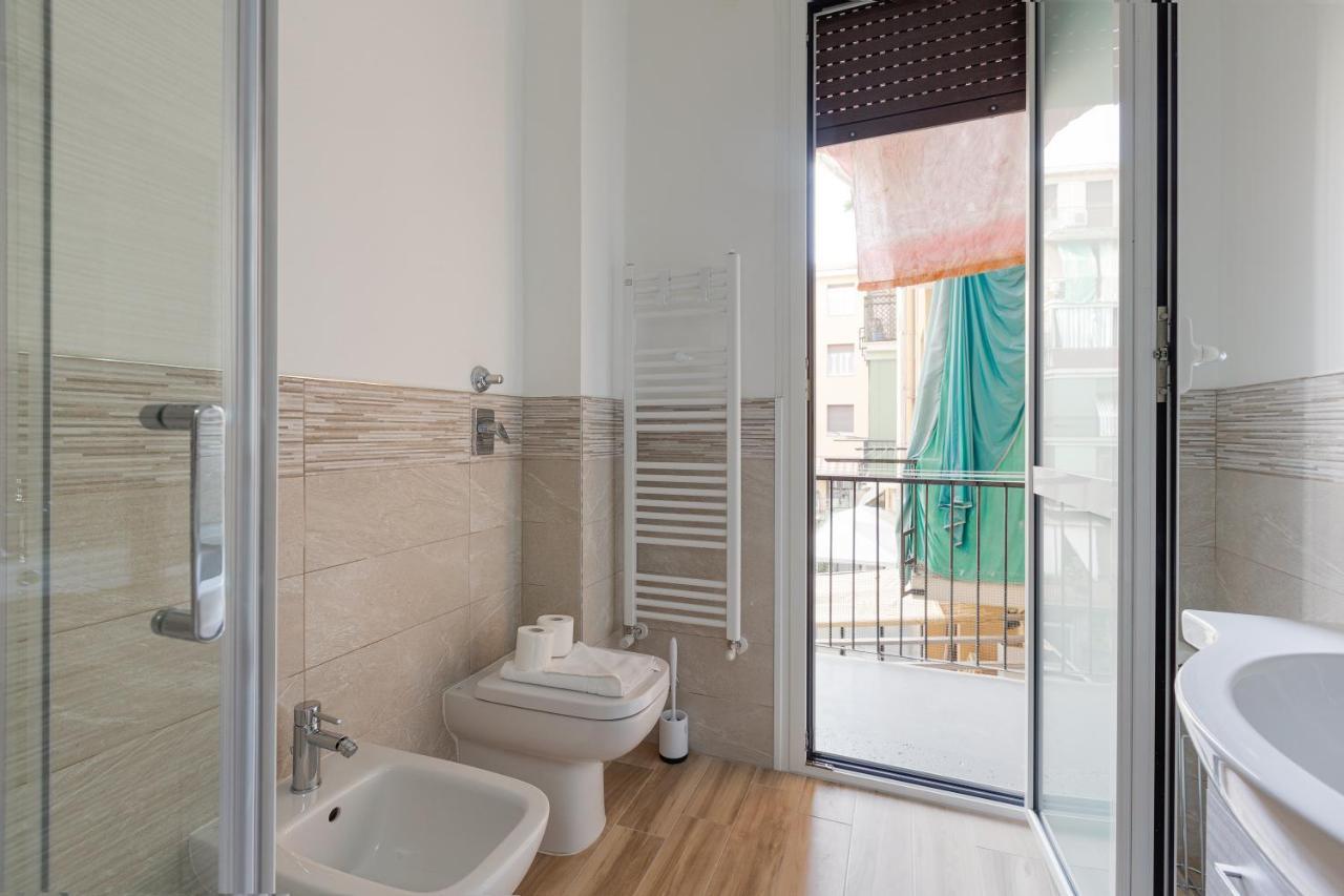 Cagnola Cozy Apartament With Balcony ミラノ エクステリア 写真